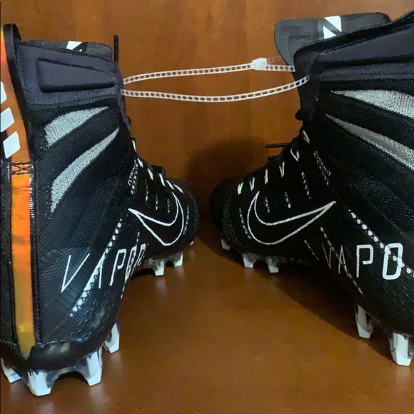 NWOT Nike Vapor Football Cleats black size 10 - Picture 5 of 16